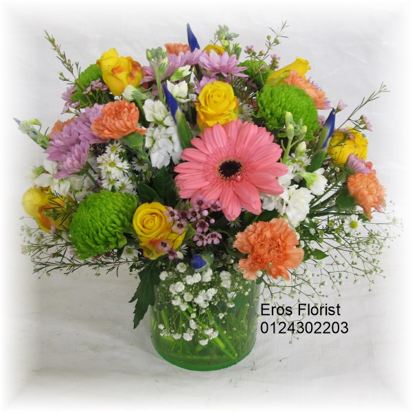 Classic Seasonal Flowers in Vase - Image 2