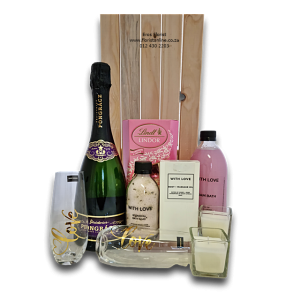 Couples Bath Date Hamper