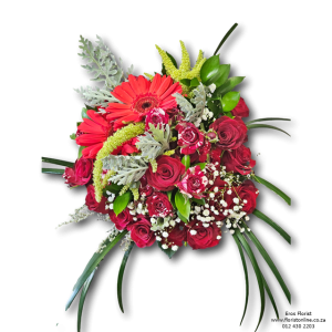 modern grouped red bunch by Eros Florist