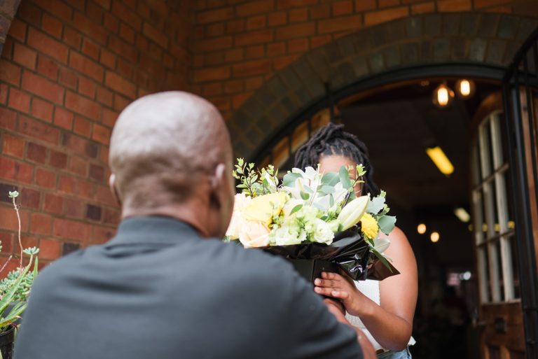 Flower delivery to recipient