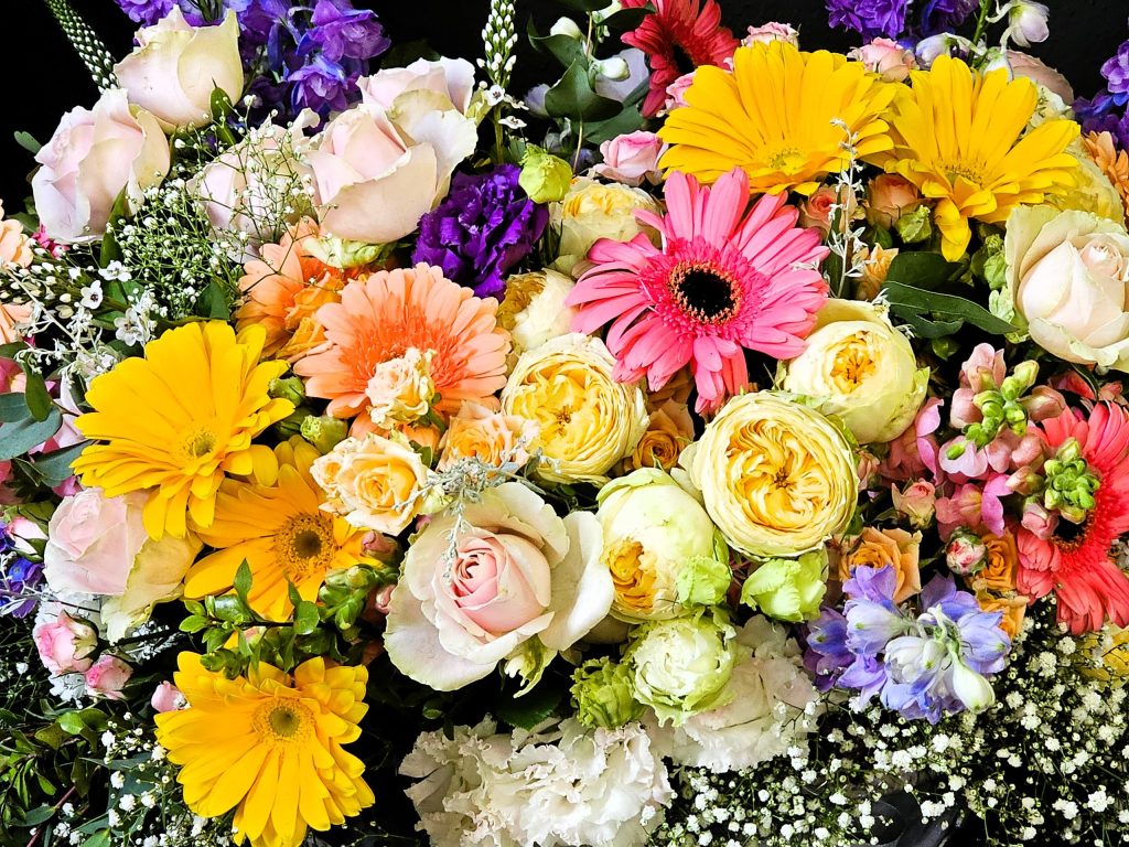 An example of the flowers you can send as gifts from Eros Florist